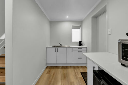 Fully renovated & Full of Sunshine