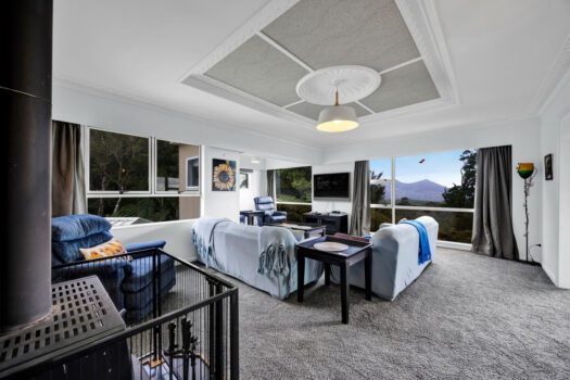 Pouakai Homestead & Lifestyle