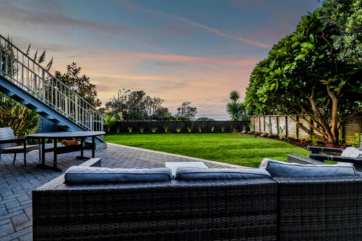 Dual living or home and income in prime location!