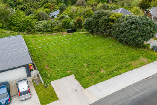 Prime Section – Oakura Awaits!