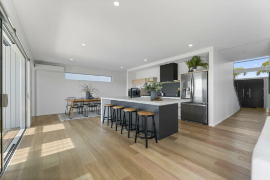 Dive into Palm Springs Luxury