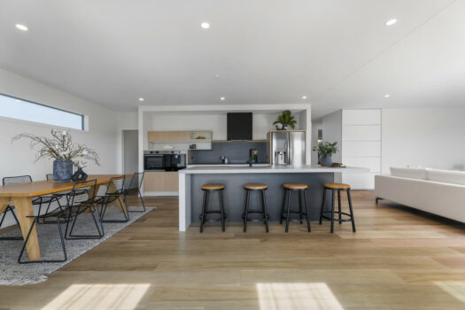 Dive into Palm Springs Luxury