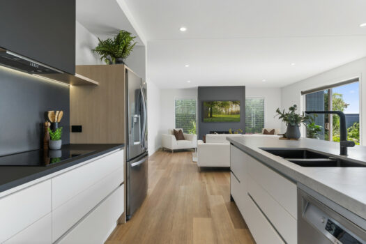 Dive into Palm Springs Luxury