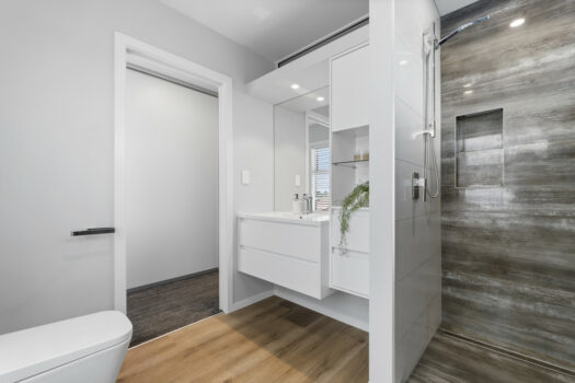 Dive into Palm Springs Luxury