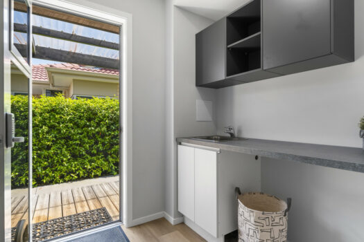 Dive into Palm Springs Luxury