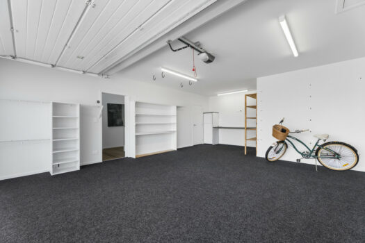 Dive into Palm Springs Luxury