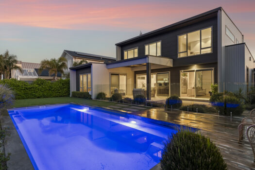 Dive into Palm Springs Luxury