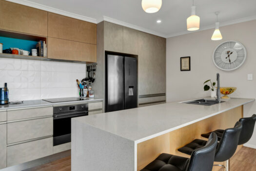 Oakura Family Escape – Sea Views!