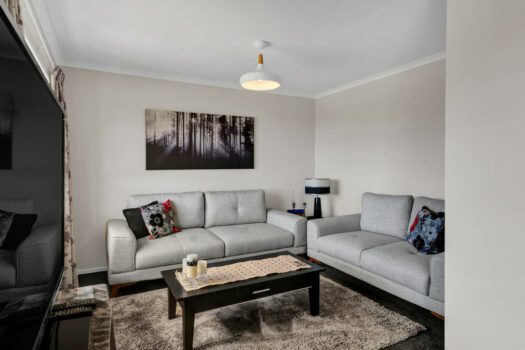 Oakura Family Escape – Sea Views!