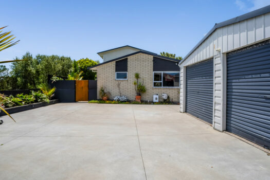 Tropical Retreat, Modern Upgrades