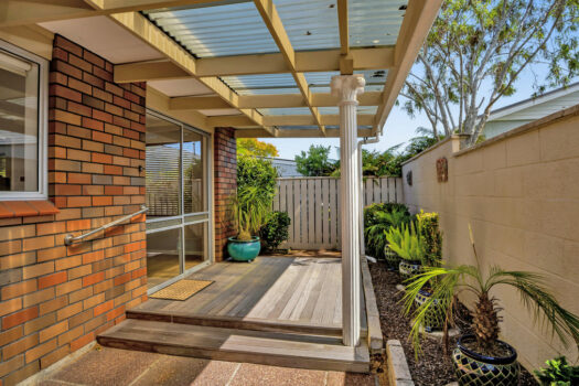 Tidy Townhouse – Fantastic Location