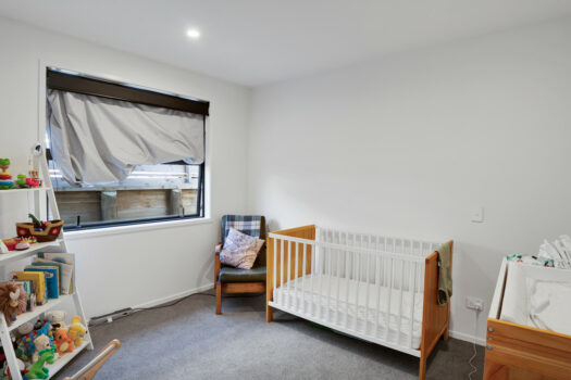 Relocating Vendor wants SOLD!