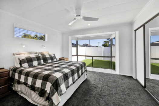 Top Spot – Renovated Lock & Leave