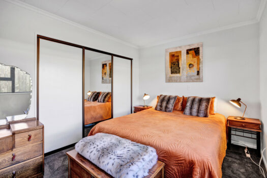 Top Spot – Renovated Lock & Leave