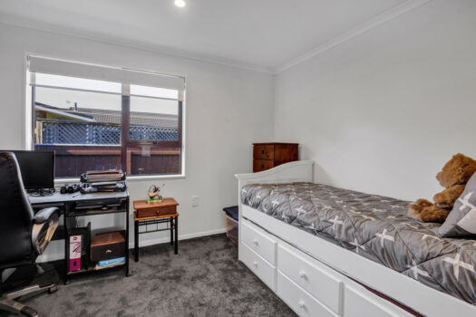 Top Spot – Renovated Lock & Leave