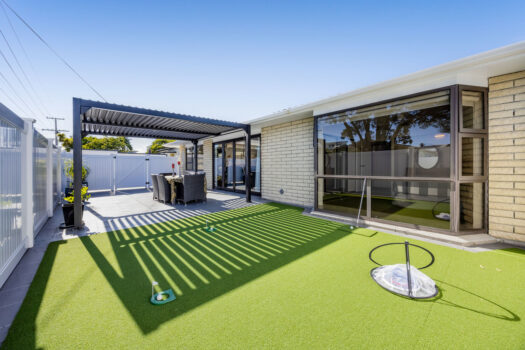 Top Spot – Renovated Lock & Leave