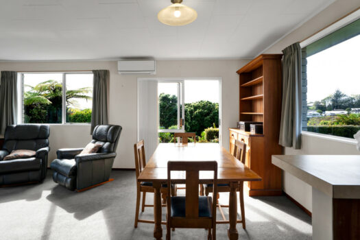 Downsize or invest in easy care home!