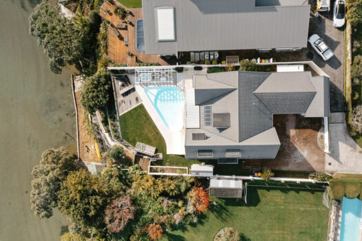 Iconic Waterfront Paradise