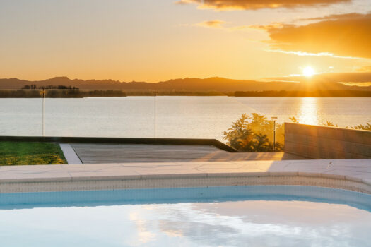 Iconic Waterfront Paradise