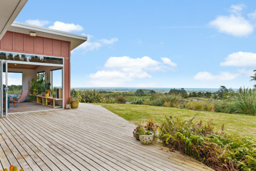 Contemporary Meets Country