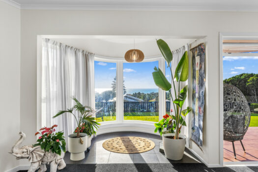 Lifestyle above the Coastline