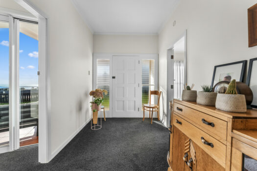 Lifestyle above the Coastline