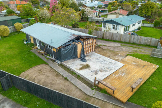 Huge Potential in the Heart of Fairy Springs – 809m² Section with Options to Rebuild or Redevelop