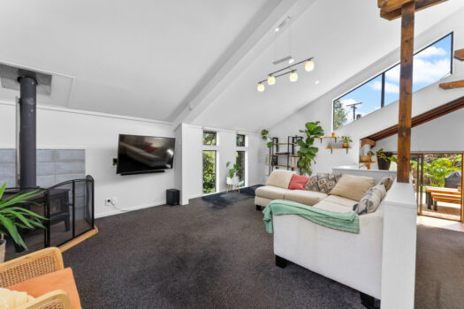 Private Treehouse Escape!