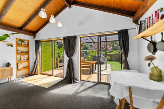 Private Treehouse Escape!