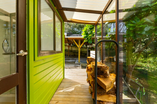 Private Treehouse Escape!