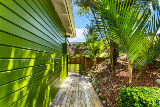 Private Treehouse Escape!