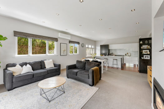 Charming, Modern, Effortless