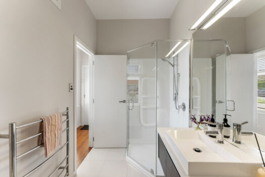 Charming, Modern, Effortless