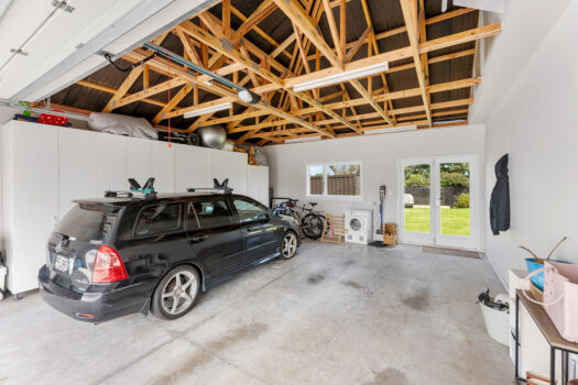 Charming, Modern, Effortless