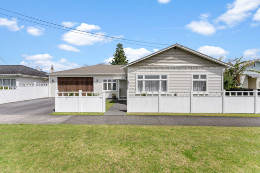 Charming, Modern, Effortless