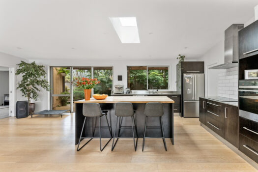 Motivated to Sell! Don't miss this Oakura Gem!