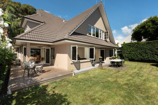 Avenues House and Garden