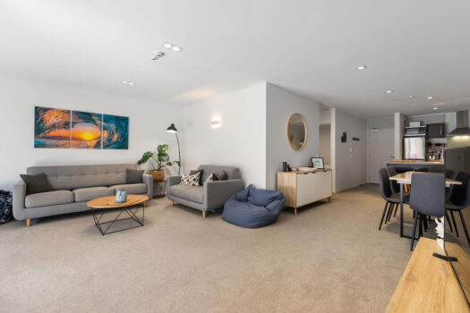 Every Day Living or Holiday Vibes