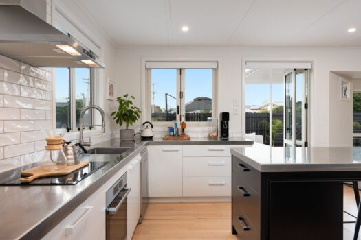 Designer Living Near The Beach