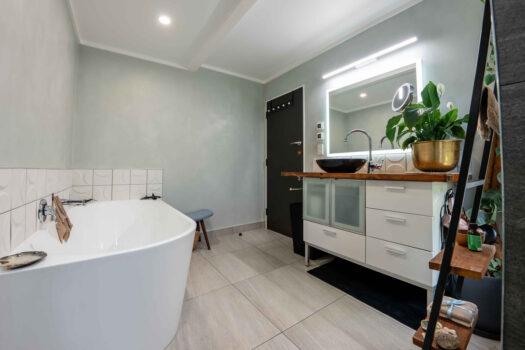 Exceptional Beachside Living