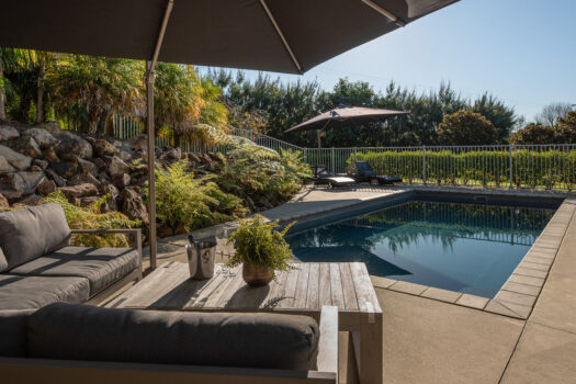 Contemporary Resort Living with B&B