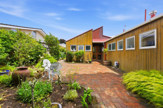 Seventies Charm, Generous Spaces, Endless Potential