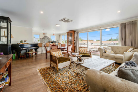 Light, Bright with Mount Insight