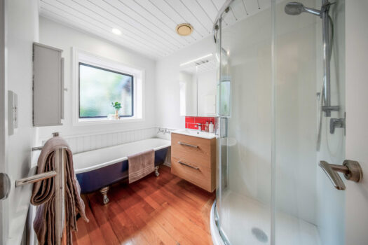 Avenues Living with Water Peeks & Adults Retreat