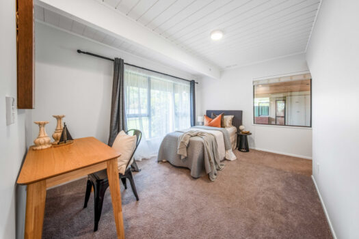 Avenues Living with Water Peeks & Adults Retreat