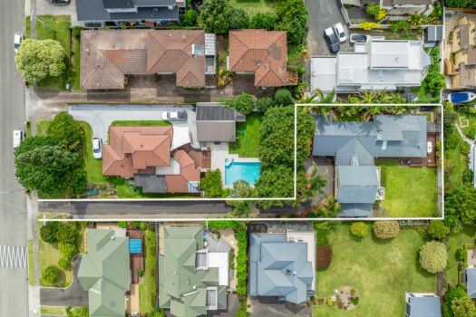 Avenues Living with Water Peeks & Adults Retreat