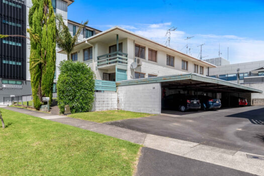 Affordable Living, Solid Central & No Body Corp