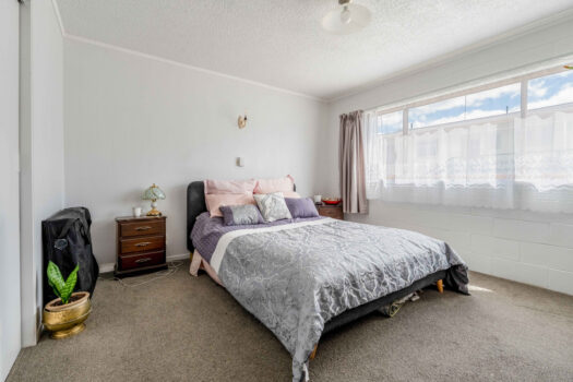 Affordable Living, Solid Central & No Body Corp