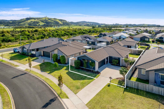 Modern Coastal Living in the Heart of Papamoa