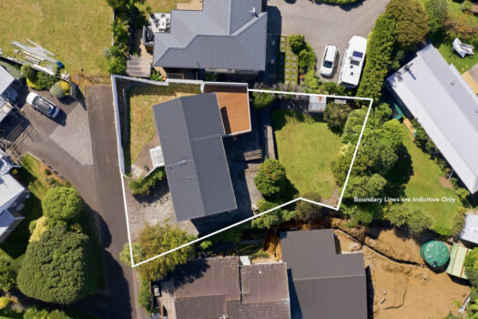 Where Sunshine, Space & Views Align